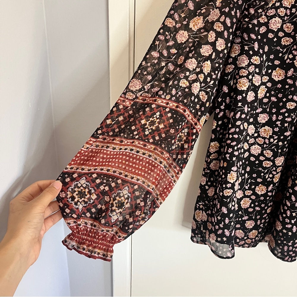 Rachel Zoe Black Metallic Floral Boho Puff Sleeve High Neck Relaxed  Blouse - Picture 2 of 11